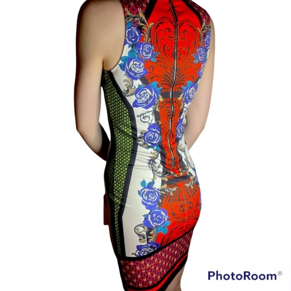 NWOT Flying Tomato Vibrant Red & Blue Floral Dress, Size Medium - Picture 2 of 7